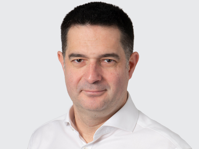 Photo of Dr Pierre  Campbell